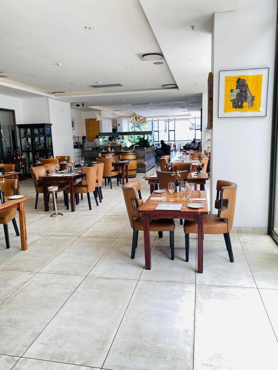 Sandton Skye Luxury Apartamento